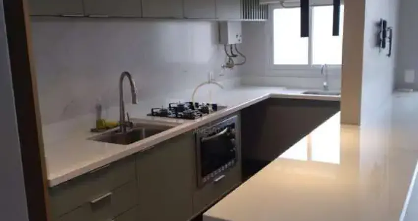 Apartamento em andar alto com 2 dormitórios no cond liv centro de canoas