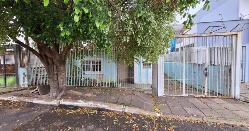 Sobrado com 04 dormitórios e casa com 03 dormitórios, no estância velha, em canoas