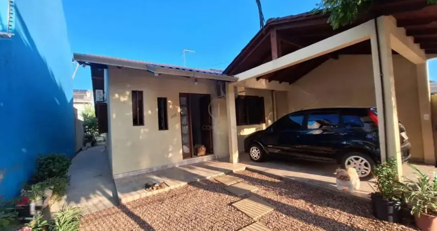Casa com 2 quartos à venda no Harmonia, Canoas 