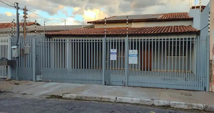 Casa para Locação em Várzea Grande, Canelas, 3 dormitórios, 2 suítes, 1 banheiro