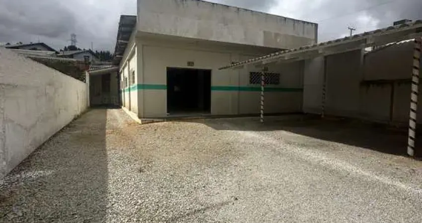 Barracão à venda em araucária – bairro tindiquera com casa anexa