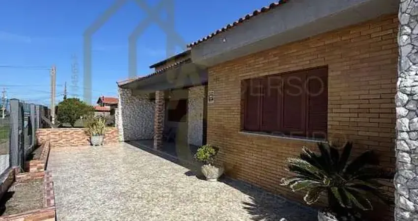 Casa 4 dormitórios ou + para venda em cidreira, centro, 4 dormitórios, 1 suíte, 3 banheiros, 3 vagas