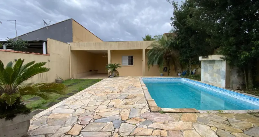 Casa no Balneario Gaivota em Itanhaém