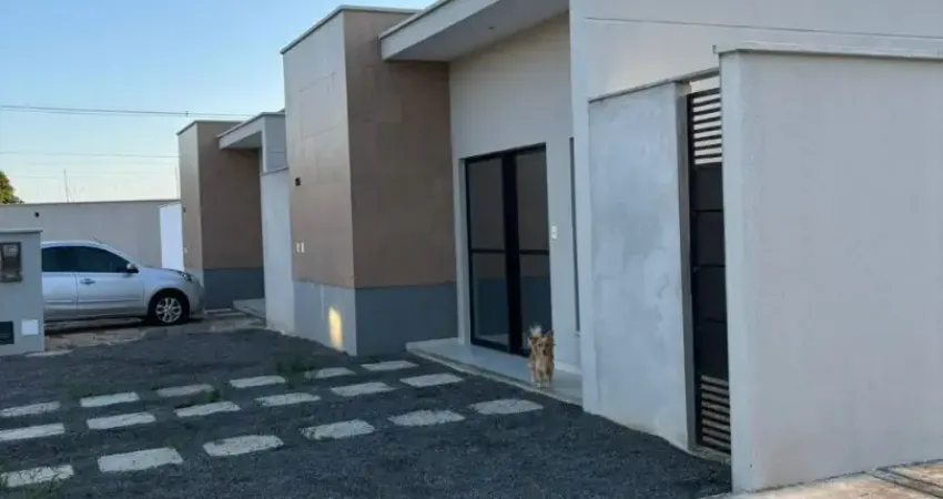 Casa em Condomínio – 2 Quartos (1 Suíte) em Condomínio Fechado + Taxas Inclusas