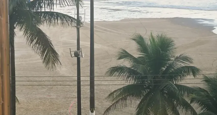 3 dormitórios barato piscina frente mar oportunidade única
