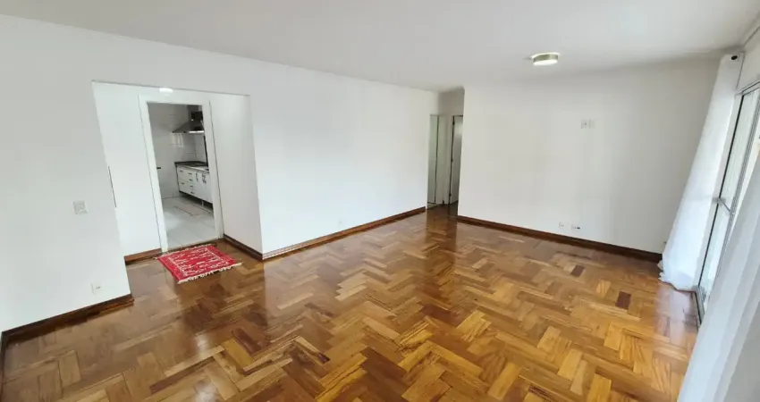 Excelente apartamento com 4 dormitórios e 2 suítes no bairro jardim
