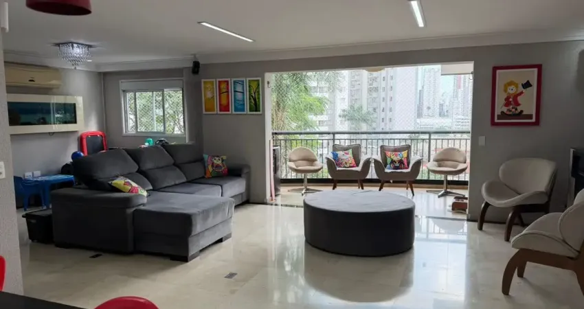 Exclusivo Apartamento à Venda na Vila Regente Feijó, São Paulo