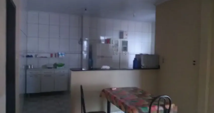 Ótima casa a venda na qr 512 são 2 quartos sendo uma suíte  casa quitada escriturada