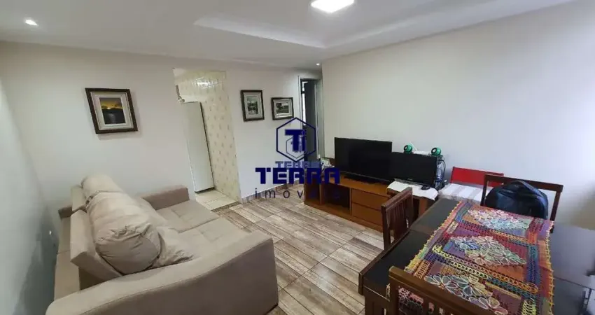 Apartamento com 3 quartos, revertido para 2 quartos com excelente localização em