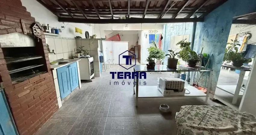 Excelente residência de 3 quartos com quintal em maria paula.