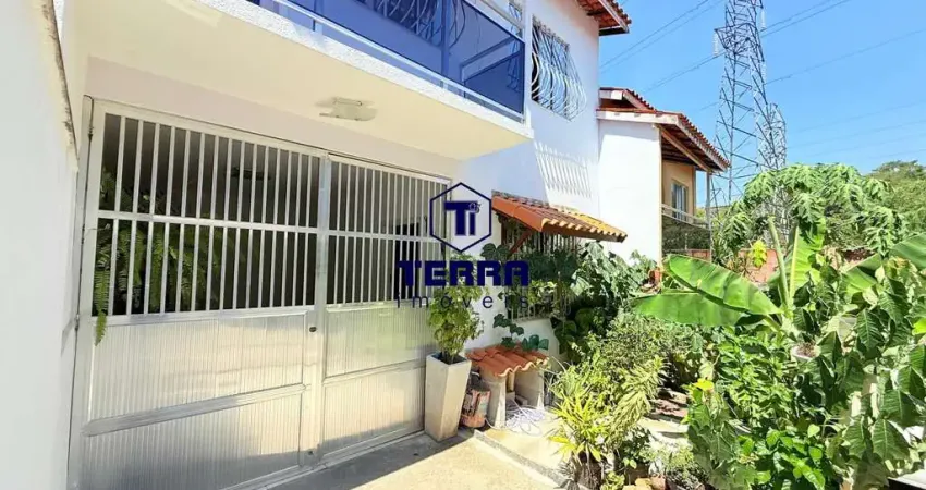 Casa com 3 quartos à venda na Rua Basileu Nogueira da Costa, 133, Maria Paula, São Gonçalo