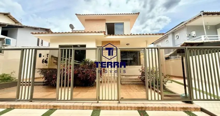 Casa duplex com 3 quartos, 2 suítes e amplo quintal privativo