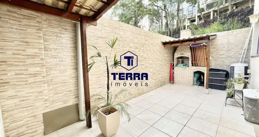 Ótimo apartamento em maria paula com 2 quartos e quintal privativo.