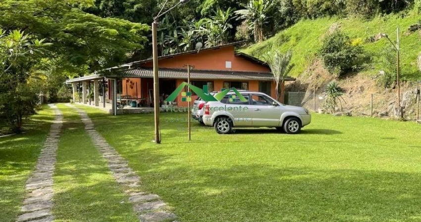 Sítio para Venda em Cachoeiras de Macacu, RJ116, 6 dormitórios, 3 suítes, 5 banheiros, 5 vagas
