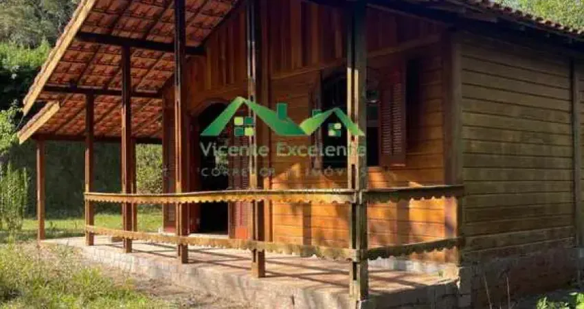 Casa em Condomínio para Venda em Nova Friburgo, Stucky, 2 dormitórios, 1 banheiro, 2 vagas
