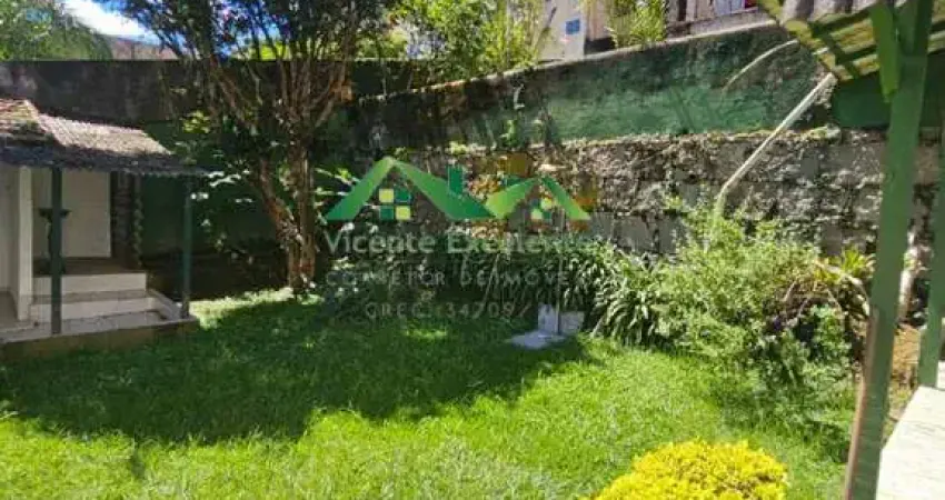 Casa para Venda em Nova Friburgo, Olaria, 3 dormitórios, 2 banheiros, 2 vagas