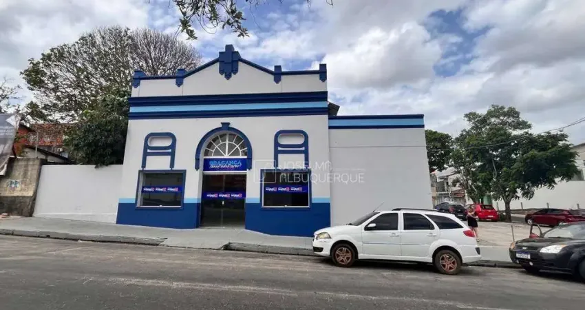 Loja para alugar, 256 m² por R$ 15.000,00/mês - Centro - Bragança/PA