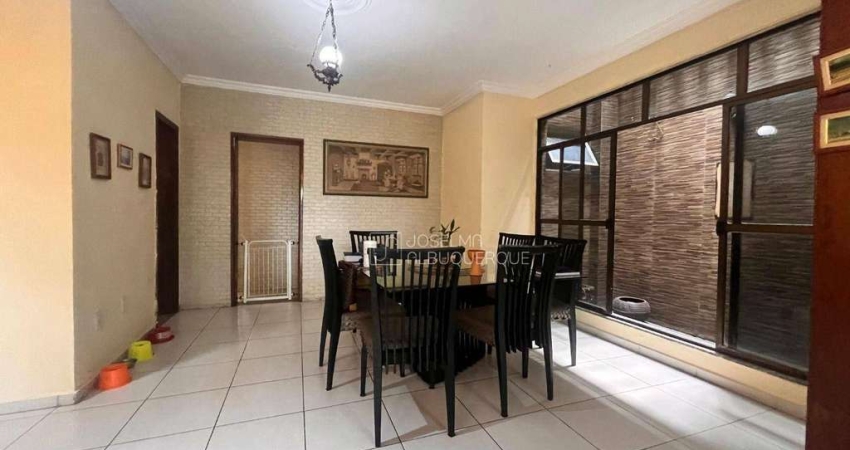 Casa com 4 dormitórios à venda, 260 m² por R$ 950.000,00 - Castanheira - Belém/PA