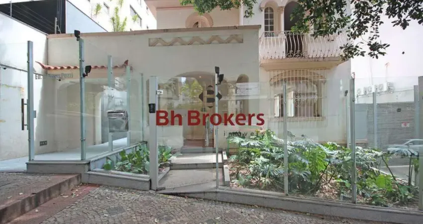 Casa comercial para alugar na Rua Antônio Aleixo, 223, Lourdes, Belo Horizonte