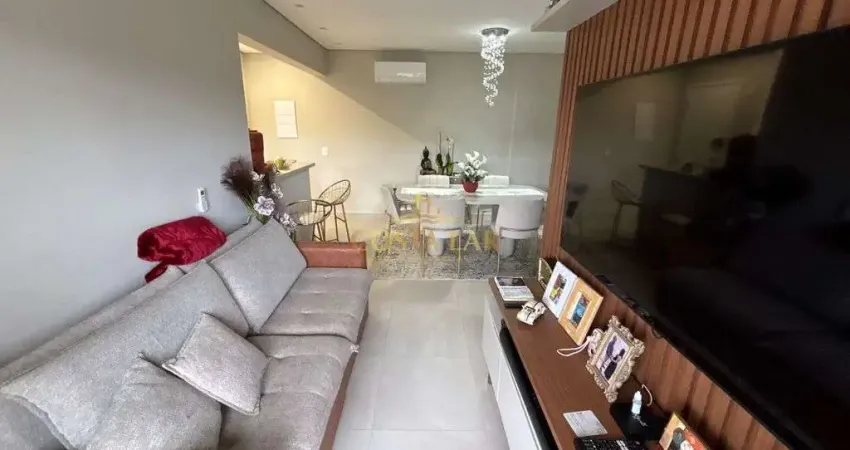 Apartamento com planejados, 3 quartos e 2 vagas no forte - praia grande