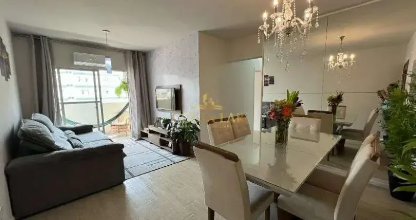 Apartamento reformado no canto do forte – conforto e sofisticação perto do mar