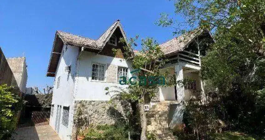 Sobrado com 3 dormitórios à venda, 489 m² por r$ 1.800.000,00 - neva - cascavel/pr