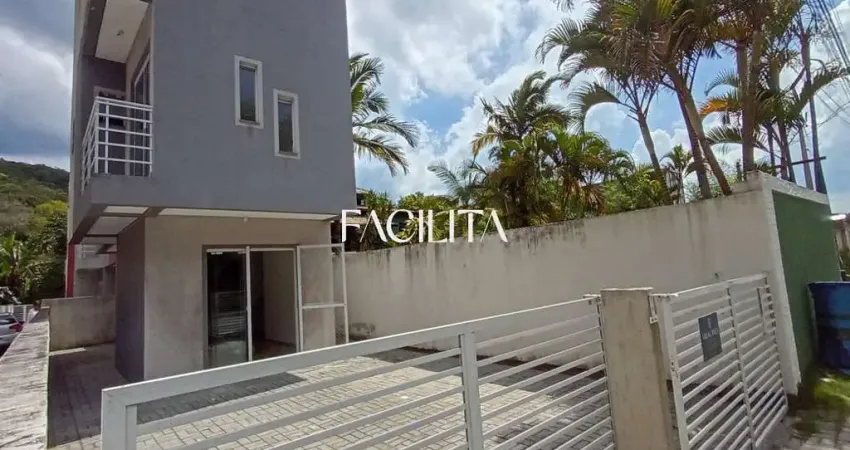 Casa em condomínio fechado com 3 quartos para alugar na Rua Pau de Canela, 462, Campeche, Florianópolis