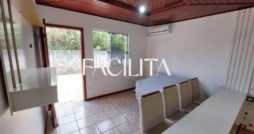 Apartamento com 2 quartos para alugar na Rua Laureano, 403, Campeche, Florianópolis