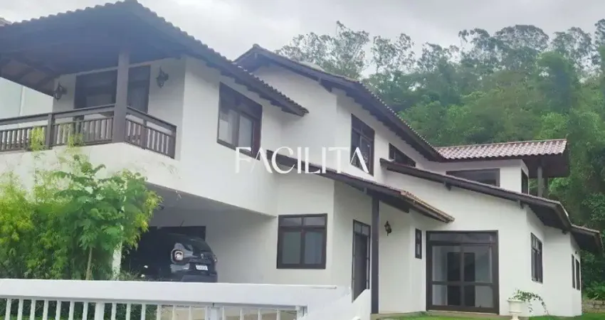 Casa com 4 quartos para alugar na Manoel Rosa dos Santos, 267, Córrego Grande, Florianópolis