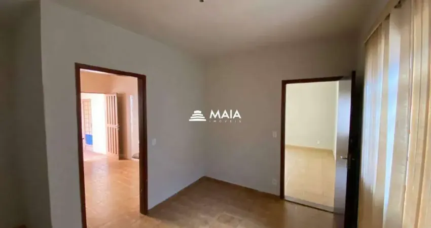 Casa com 4 quartos para alugar no Santa Maria, Uberaba 