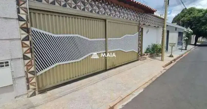 Casa com 4 quartos para alugar no Grande Horizonte, Uberaba 