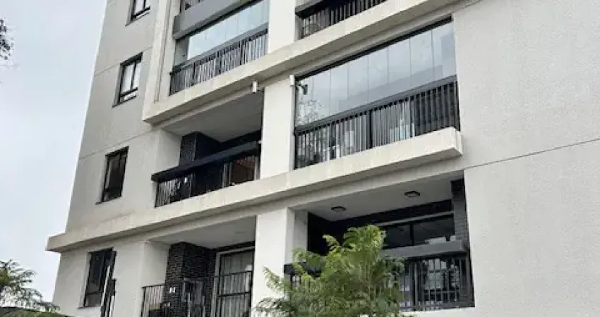 Apartamento 02 quartos com suíte no novo mundo. sacada com churrasqueira. 01 vagag