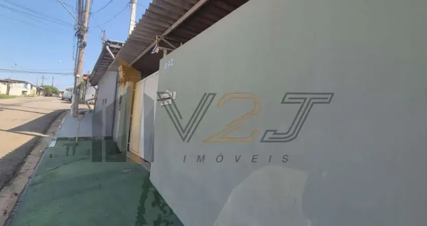 Casa térrea em terreno de 200m à venda no bairro capela em vinhedo/sp