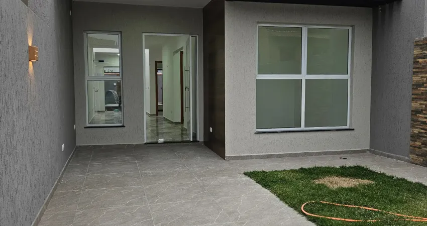 Casa aconchegante com piscina no balneário carmery litoral do paraná