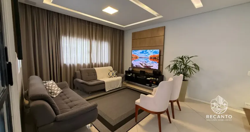 Lindíssimo Sobrado mobiliado à Venda no Residencial Jardim Vitória – Porteira Fechada