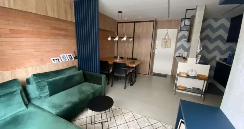 Flat todo reformado com serviços e localização imbatível – 40m²