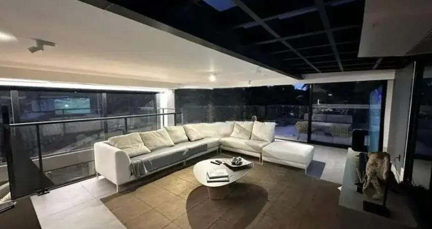 Residência de alto padrão com 700m² elegância e conforto em cada detalhe