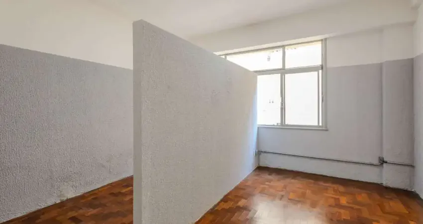 Sala comercial na rua álvares penteado, n. 184 - andar 2 • 386 m²