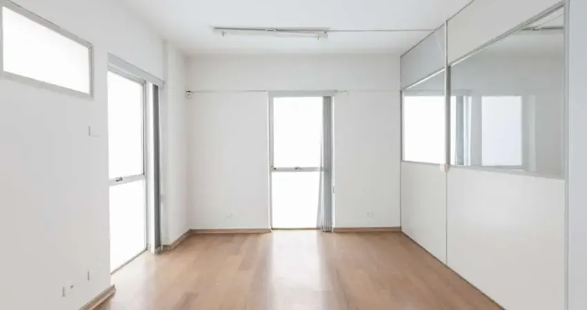 Sala comercial com 5 salas para alugar na Rua Coriolano, 2030, Vila Romana, São Paulo