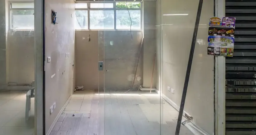 Loja em galeria na avenida paulista, n. 1941 - loja 206 1º andar • 7 m²