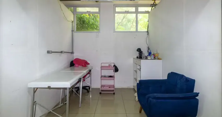 Loja em galeria na avenida paulista, n. 1941 - loja 212 1º andar • 7 m²