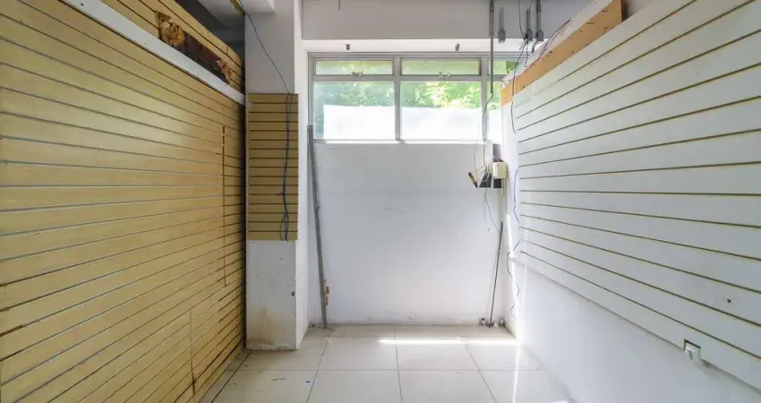 Loja em galeria na avenida paulista, n. 1941 - loja 210 1º andar • 7 m²