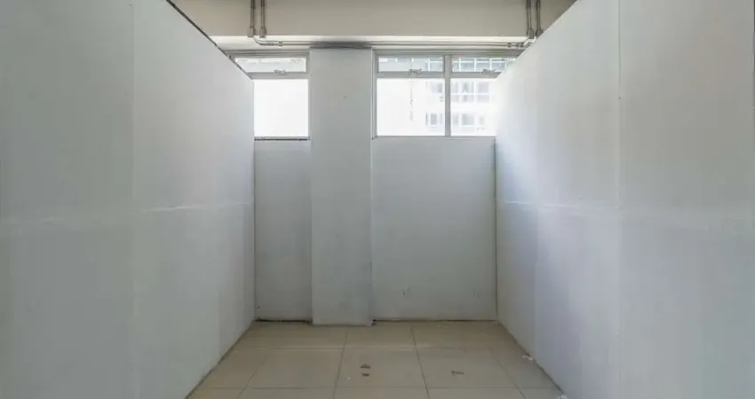 Loja em galeria na avenida paulista, n. 1941 - loja 154 1º andar • 7 m²