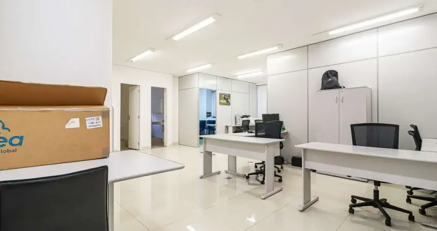 Sala comercial na avenida santo amaro, n. 3330 - conjunto 14 • 95 m²