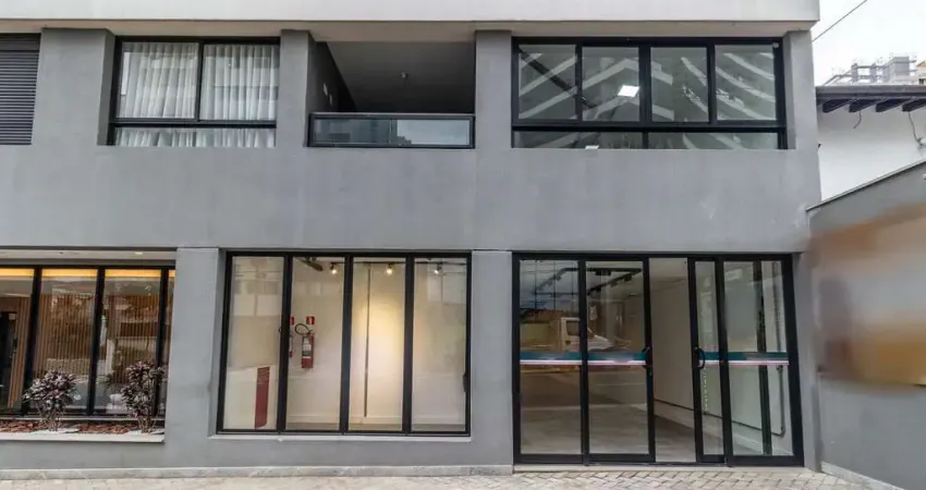 Ponto comercial para alugar na Avenida Agami, 359, Moema, São Paulo