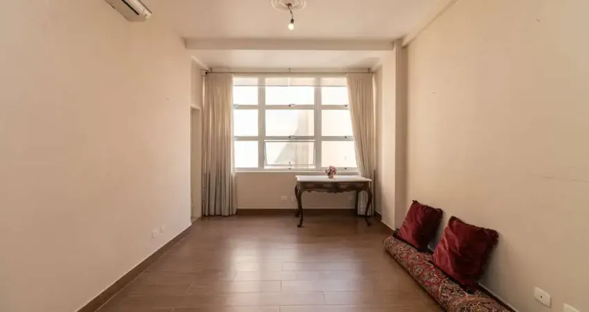 Sala comercial para alugar na Rua Dom José de Barros, 17, República, São Paulo