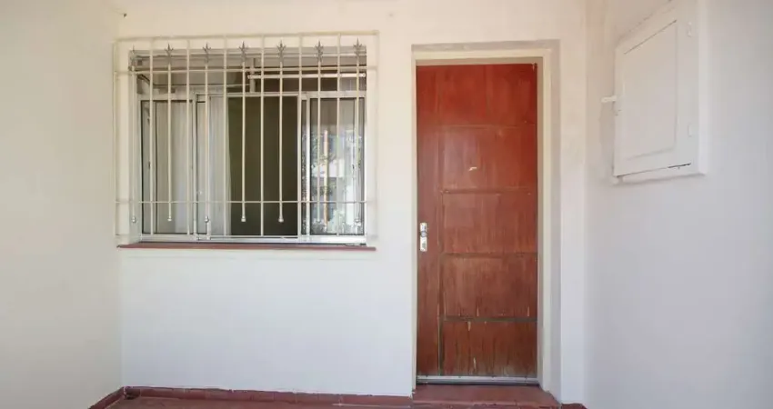 Casa comercial na rua joaquim oliveira freitas, n. 566 - casa • 120 m²