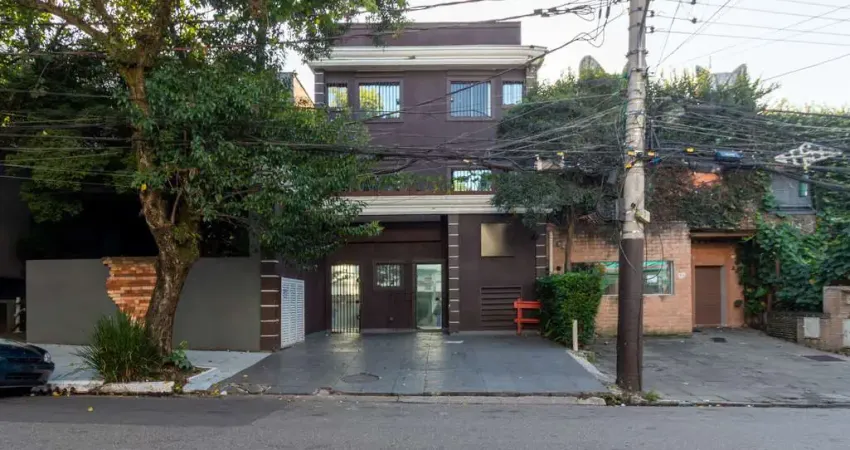 Prédio com 30 salas para alugar na Rua Joaquim Antunes, 246, Pinheiros, São Paulo