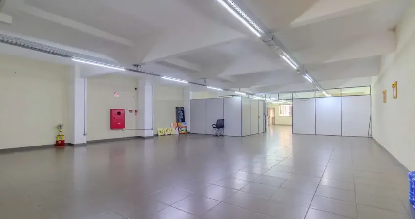 Sala comercial com 15 salas para alugar na Rua Faustolo, 1861, Água Branca, São Paulo