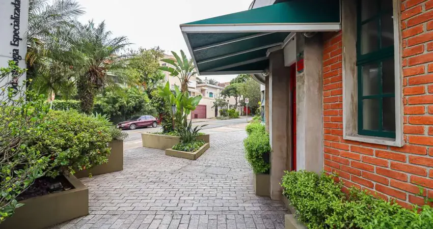 Casa comercial para alugar na Rua Aurélia, 1460, Vila Romana, São Paulo